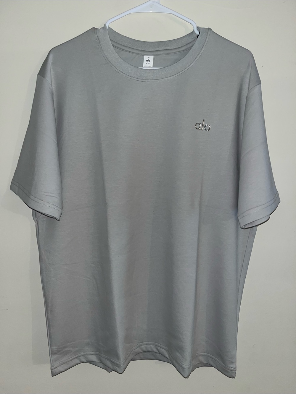 ALO Yoga Essentials Crewneck T-Shirt